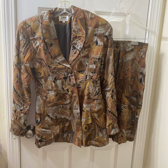 Vtg ZAN Size 4 Brown Suit Abstract Print Jacket and Skirt Made in USA - Picture 1 of 16